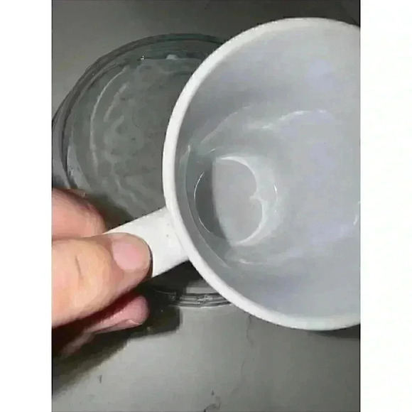 Starbucks Coffee Mug 2012 Red Snowflakes Ceramic Christmas Holiday Winter - Picture 9 of 10